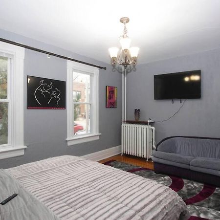 Renovated Brady St. Classic 밀워키 외부 사진