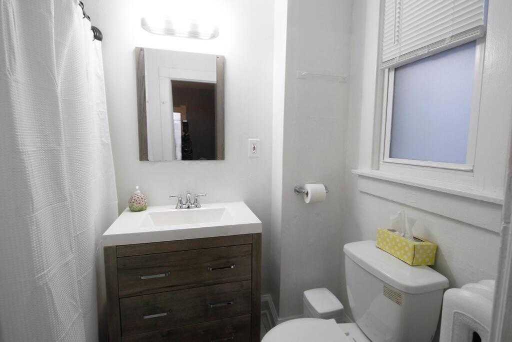 Renovated Brady St. Classic 밀워키 외부 사진
