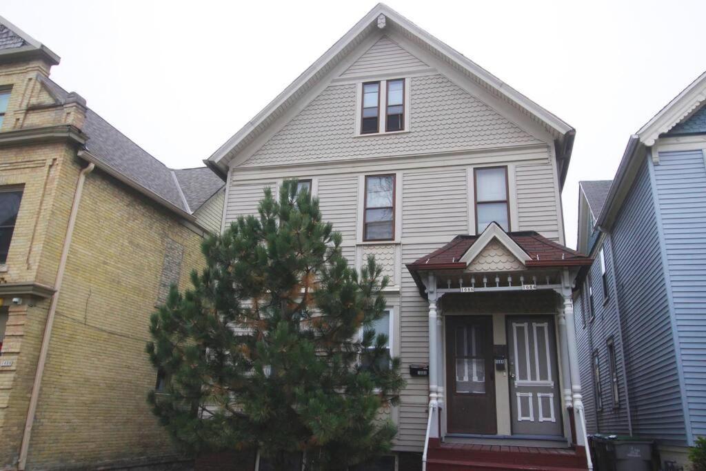 Renovated Brady St. Classic 밀워키 외부 사진